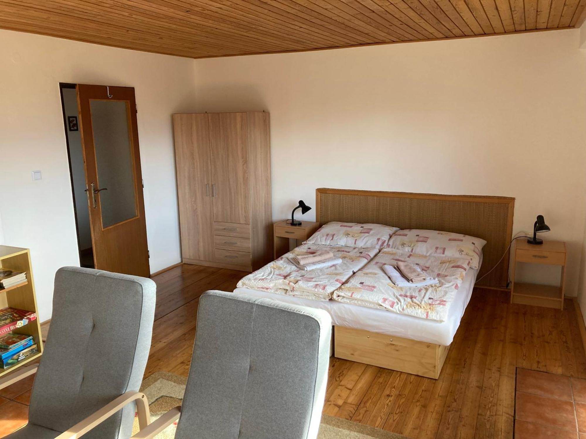 Privát Horička Apartman Lipótszentmiklós Kültér fotó